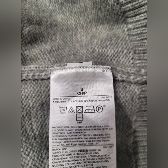 Gap Sweater S Grey Crew Neck Wool Blend Winter - Picture 2 of 4